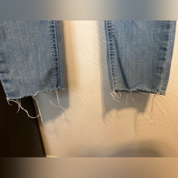 LC Lauren Conrad size 2 Women Light Blue Skinny Jeans. Thin and Comfy - Picture 6 of 10